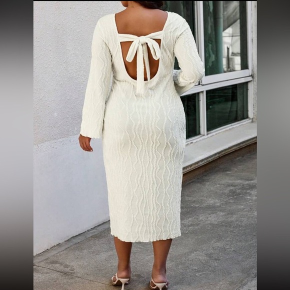 Cream Ribbed Bodycon Dress with open back - Picture 5 of 5